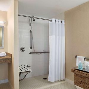 King Room Mobility accessible